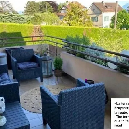 Pully Lakeside Street And Direct Bus To Train Station Apartment *