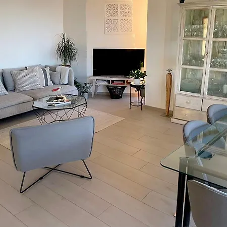 Pully Lakeside Street And Direct Bus To Train Station Apartment *