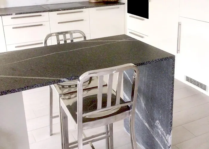 Pully Lakeside Street And Direct Bus To Train Station Apartmán *