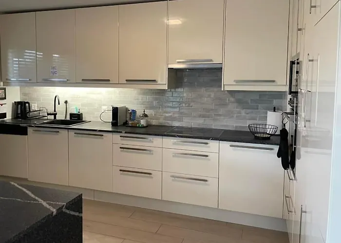 Apartamento Pully Lakeside Street And Direct Bus To Train Station Lausana