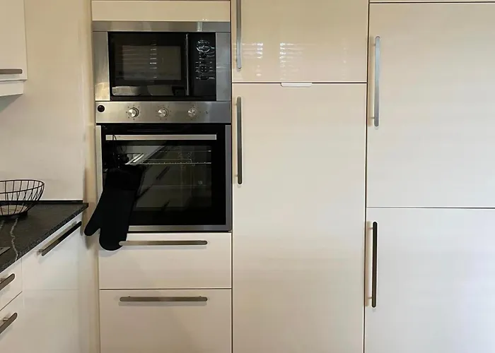 Apartamento Pully Lakeside Street And Direct Bus To Train Station Lausana